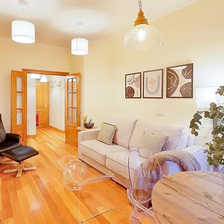 Casco Historico-catedral Parking Oviédo